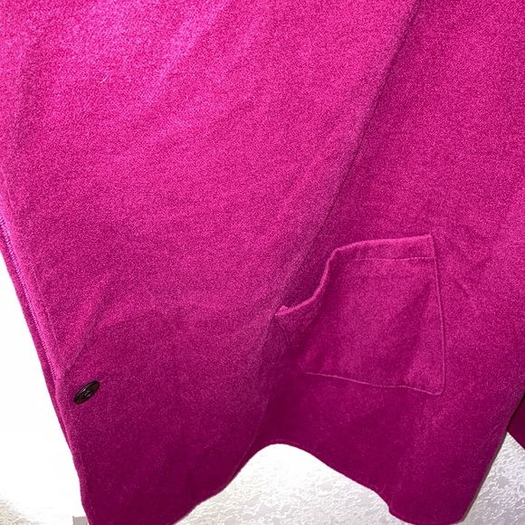 Cranberry Red Hooded Poncho/Cape. Sz. XL - Picture 4 of 7